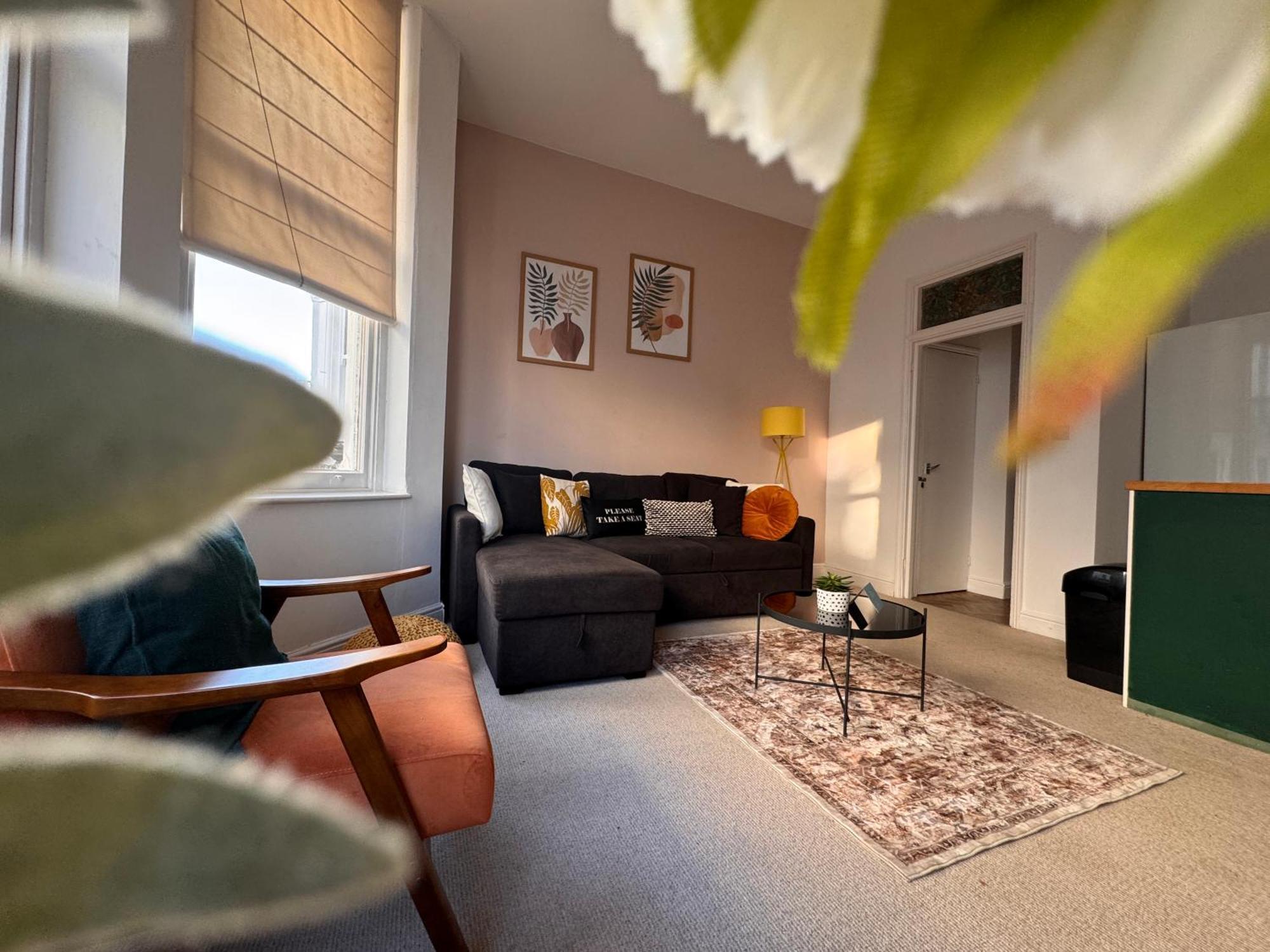 Quaint Apartment In Central Brighton - Sleeps 2 To 6 Eksteriør bilde